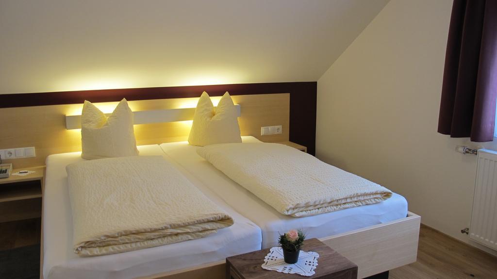 Hotel Oxa Hittisau Oda fotoğraf